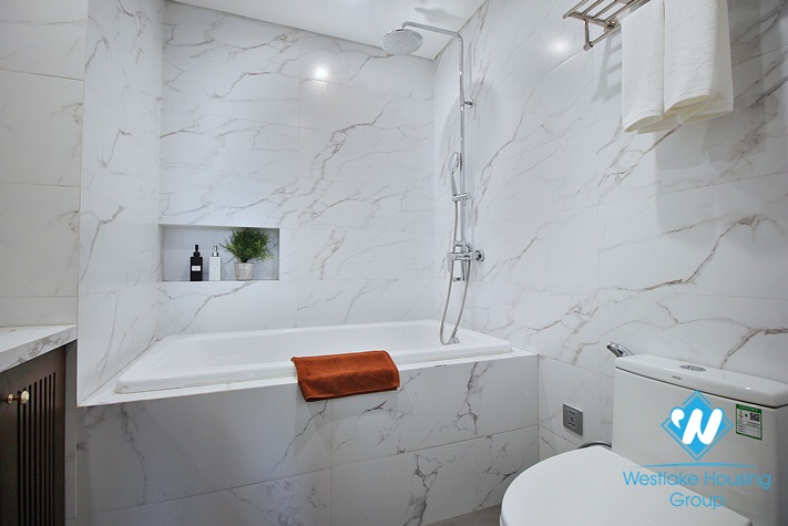 Brand new and high floor 2 beds apartment for rent in Tu Hoa st, Tay Ho